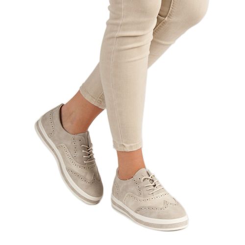 Beżowe Półbuty r.41 na Arena.pl