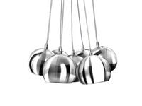 Wisząca lampa jadalniana Noa metalowa nad stół biała chrom