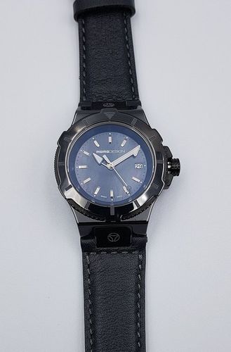 MOMO DESIGN Tempest Lady MD2104BK-12 na Arena.pl