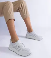 Białe sneakersy na grubej podeszwie Sierra 38