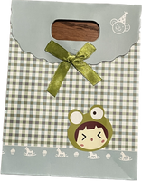 Torebka na Prezent z Zieloną Kokardką