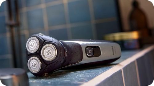 ELEKTRYCZNA MASZYNKA DO GOLENIA GOLARKA PHILIPS WODOODPORNA TRYMER DO BRODY na Arena.pl