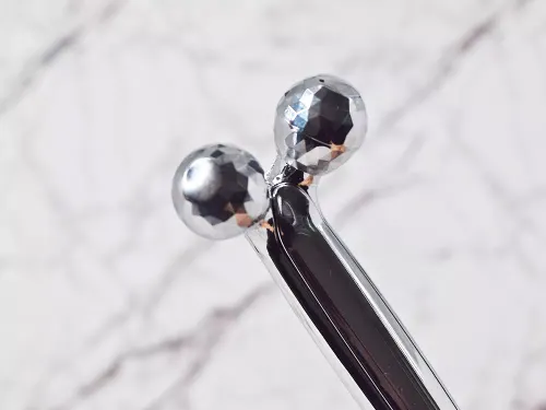 Masażer do ciała twarzy obrotowy 3d ujędrniający na Arena.pl