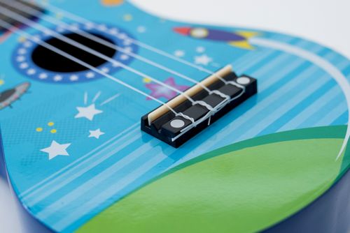 Ukulele sopranowe Rakiety Pokrowiec Struny Kostki Stroik Akordy ZESTAW na Arena.pl