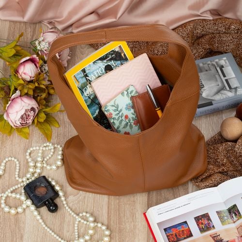 VERA PELLE torebka damska skórzana worek na ramię V708 camel na Arena.pl