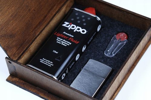ZIPPO zapalniczka z200 pudełko drewniane GRAWER RR na Arena.pl