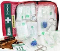 APTECZKA SAMOCHODOWA CAŁA EUROPA koc DIN13164+2x maska+ustnik na SŁOWACJĘ