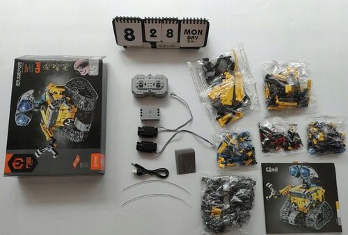 4W1 ROBOT TRANSFORMUJĄCY SIĘ, STEROWANY PRZEZ APLIKACJĘ PROGRAMOWALNY na Arena.pl