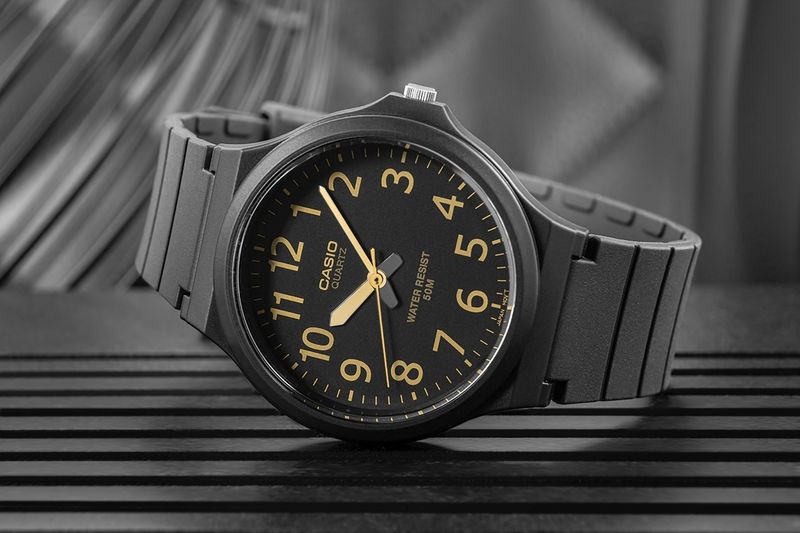 zegarek męski casio mw-240-1b2vdf + box zdjęcie 6
