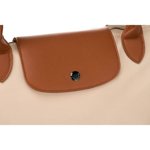 beżowa shopperka damska wykonana z poliestru, zawieszona na Arena.pl