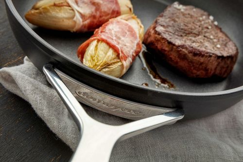 Patelnia nieprzywierajaca płytka 26 cm Demeyere Alu Pro na Arena.pl