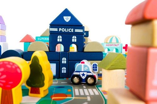 Klocki drewniane - miasto na Arena.pl