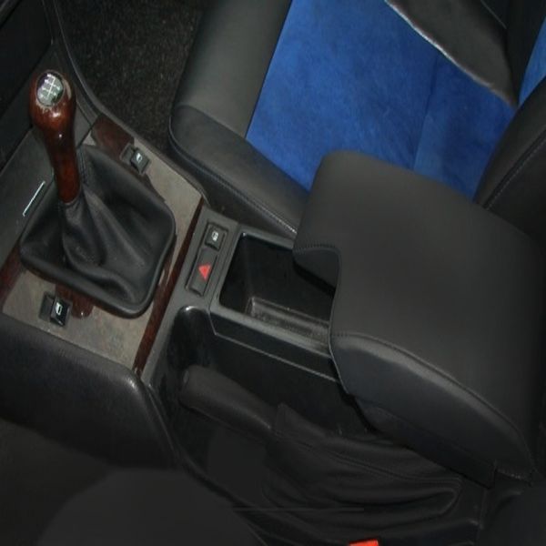 POKROWIEC NA PODŁOKIETNIK BMW E90 zdjęcie 1