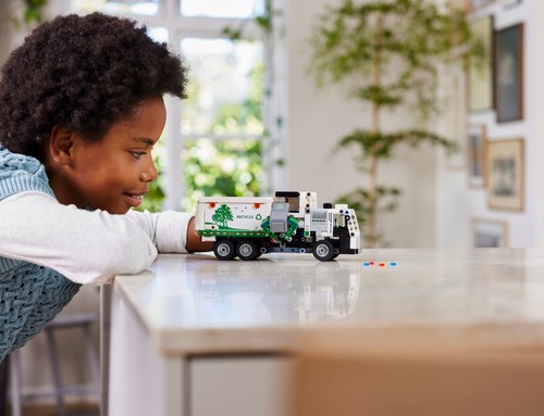 LEGO Technic Śmieciarka Mack LR Electric 42167 na Arena.pl