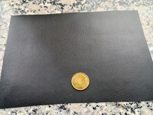 HIT Super elastyczny winyl do desek rozdzielczych na Arena.pl