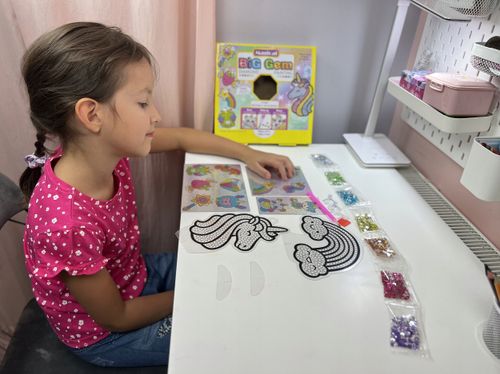 DIAMENTY NAKLEJANE NR:8823 na Arena.pl