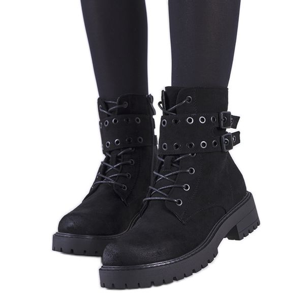 Czarne traperki r.36 zdjęcie 1