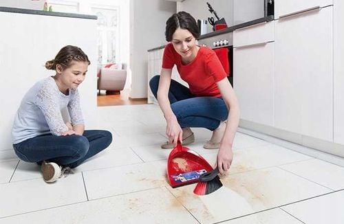 szufelka ze zmiotką vileda 2w1 na Arena.pl