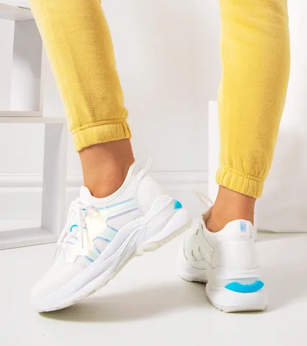 Białe sneakersy sportowe Bates 41 na Arena.pl