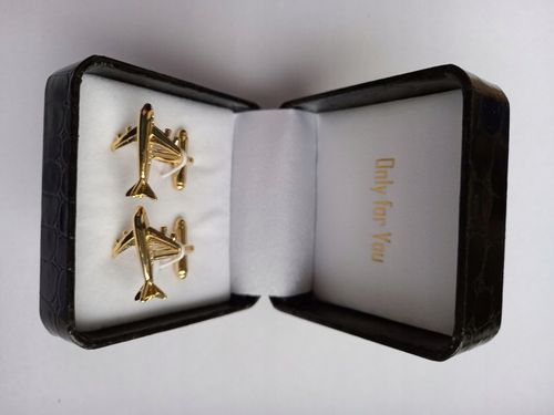 Złote spinki do mankietów Samolot Boeing 737 Lot na Arena.pl