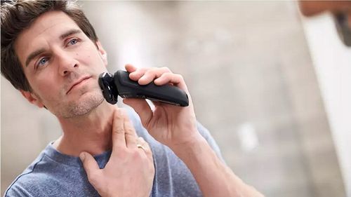 BEZPRZEWODOWA ELEKTRYCZNA MASZYNKA DO GOLENIA GOLARKA PHILIPS DO ZAROSTU na Arena.pl