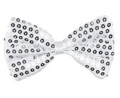 Mucha w cekiny, srebrna