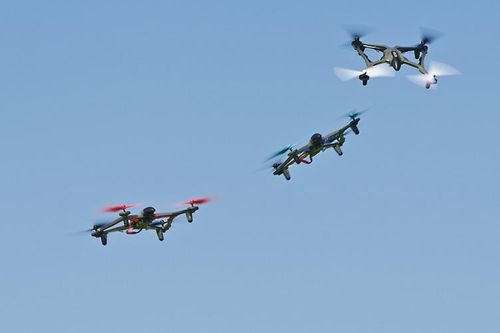 Dron Dromida Vista UAV - niebieski na Arena.pl
