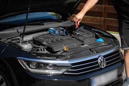 Prostownik Samochodowy do Akumulatorów 24V 12V 11A AGM START-STOP na Arena.pl