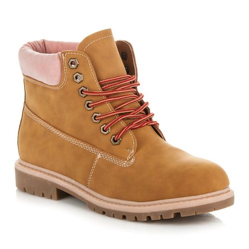 Traperki r.38 na Arena.pl