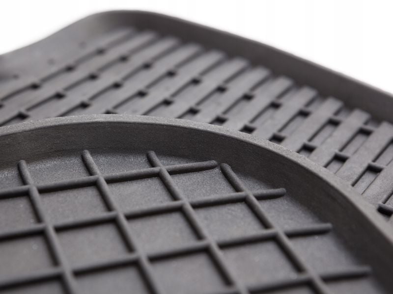 Dywaniki gumowe do Ford Mondeo MK2 TUNEL zdjęcie 4