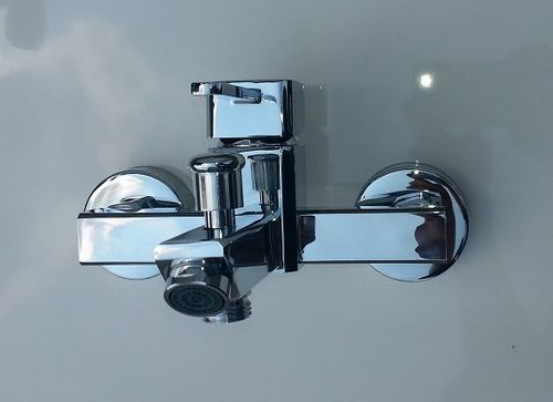 BATERIA WANNOWA KUBIC CHROM POŁYSK ŚCIENNA na Arena.pl