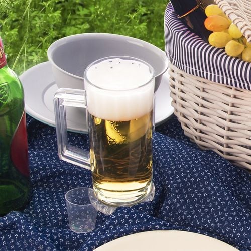 Kufel do piwa plastikowy 620 ml na Arena.pl