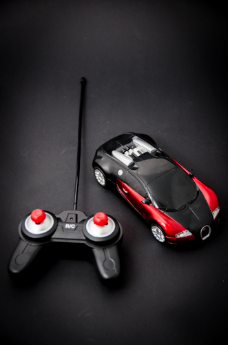 Samochód RC Bugatti Veyron licencja 1:24 czerwony na Arena.pl