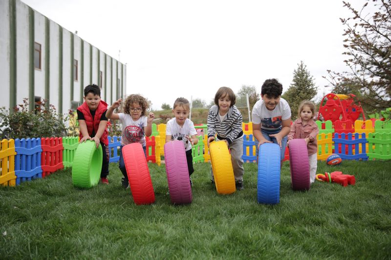 opona plastikowa - czerwony zdjęcie 2