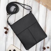 torebka damska listonoszka ze skóry naturalnej czarna abruzzo abr-49-bl