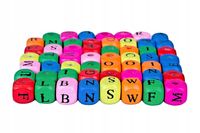 Drewniane koraliki kostka 10mm LITERKI mix 55szt