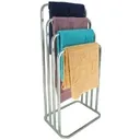 Nowoczesny Stojak Wieszak na Ręczniki 4 Ram Zaokrąglony Metal Loft SREBRNY