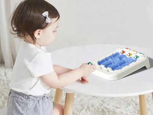 LOGICZNA GRA PRZYGODA PINGWINKA EDUKACYJNA na Arena.pl