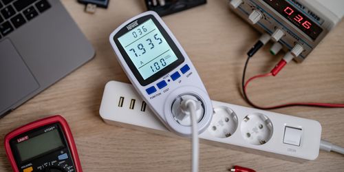 Watomierz Newell na Arena.pl