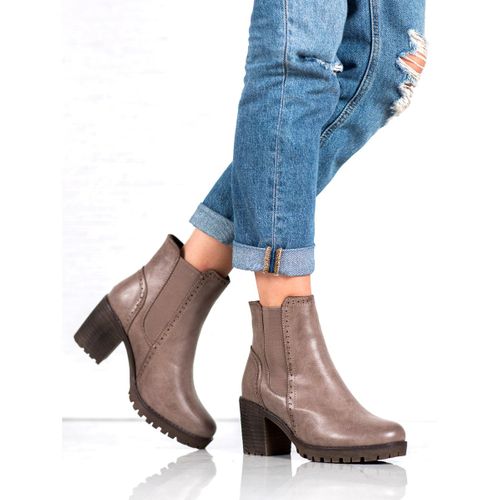 Wsuwane Botki Na Platformie r.36 na Arena.pl