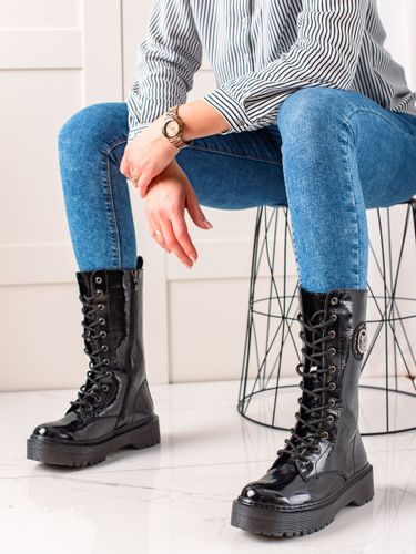 Nike EBERNON MID 001 BLACK r.42 na Arena.pl