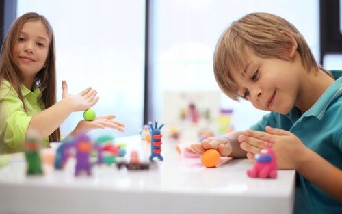 Masa Plastyczna Zestaw Zwierzątka HEY CLAY dla Dzieci+15 pojemników 4 lata+ na Arena.pl