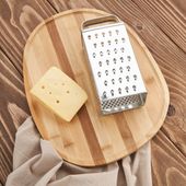 czterostronna tarka do warzyw ręczna klasyczna frolee kz-01-tc