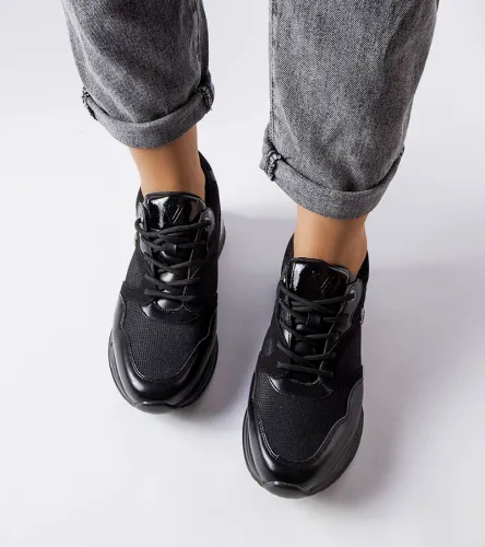 Czarne sneakersy Vinceza 37 na Arena.pl