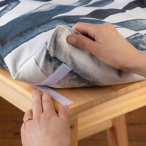 SAMOPRZYLEPNY RZEP TAŚMA ROLKA Z KLEJEM MOCNA szer. 25 mm * 5 METRÓW CZARNY na Arena.pl