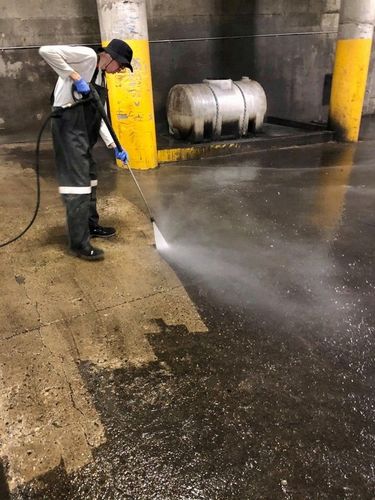 PŁYN DO MYCIA KOSTKI BRUKOWEJ PLANDEK ELEWACJI Z PLAM OLEJU 5L SKUTECZNY na Arena.pl