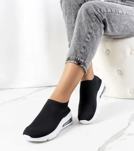 Czarne sneakersy Trudy 38 na Arena.pl