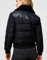 Kurtka Damska Wrangler Western Puffer Black 112370812 XL