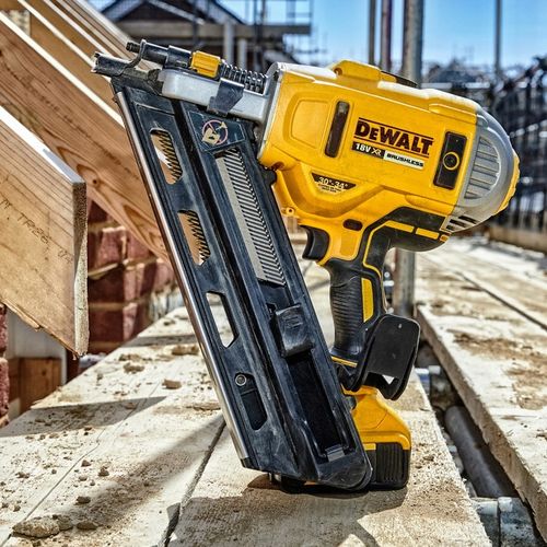 Gwoździarka bezszczotkowa 34° 50-90mm 18V 2x5Ah XR DeWalt DCN692P2-QW na Arena.pl