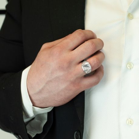 SREBRNY SYGNET Z CYRKONIĄ PRÓBA SREBRA 925 GRAWER GRATIS na Arena.pl